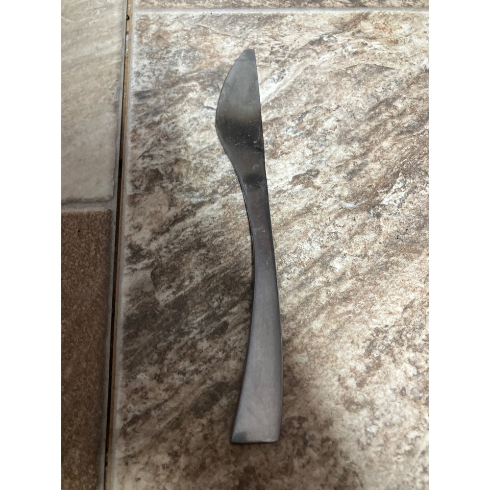 Cambridge Stainless Steel Dinner Knife Modern Curved Handle Brushed Finish 8.75"